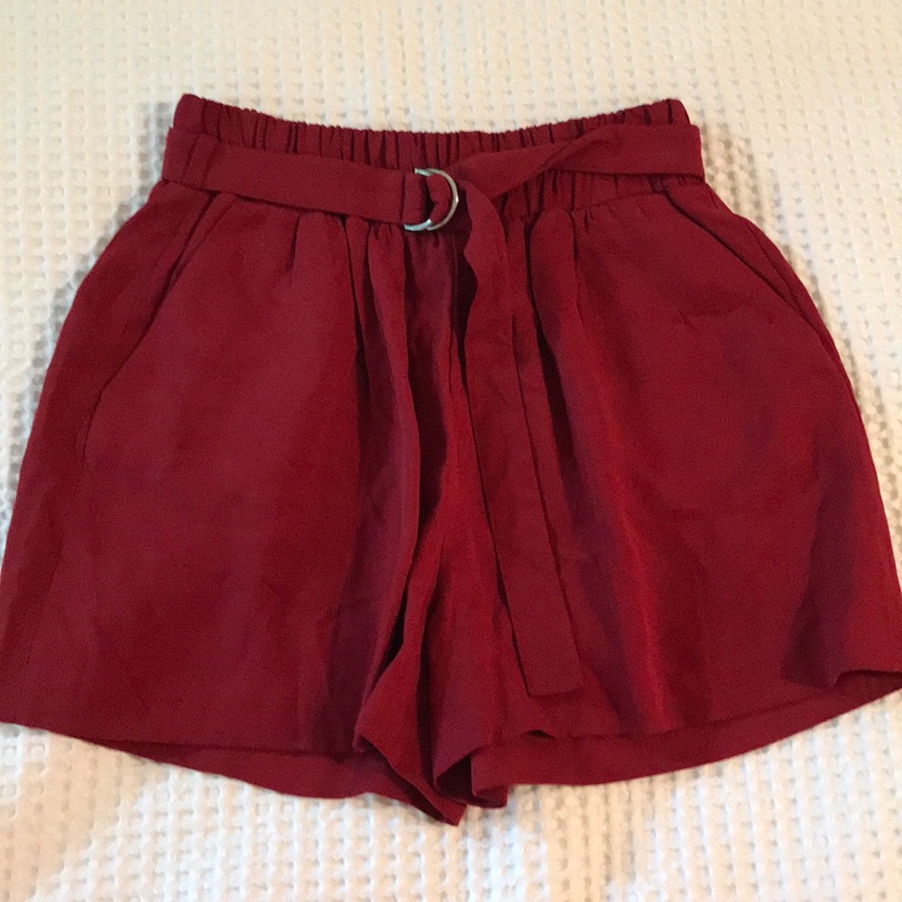 ZARA WOMAN  maroon shorts size S